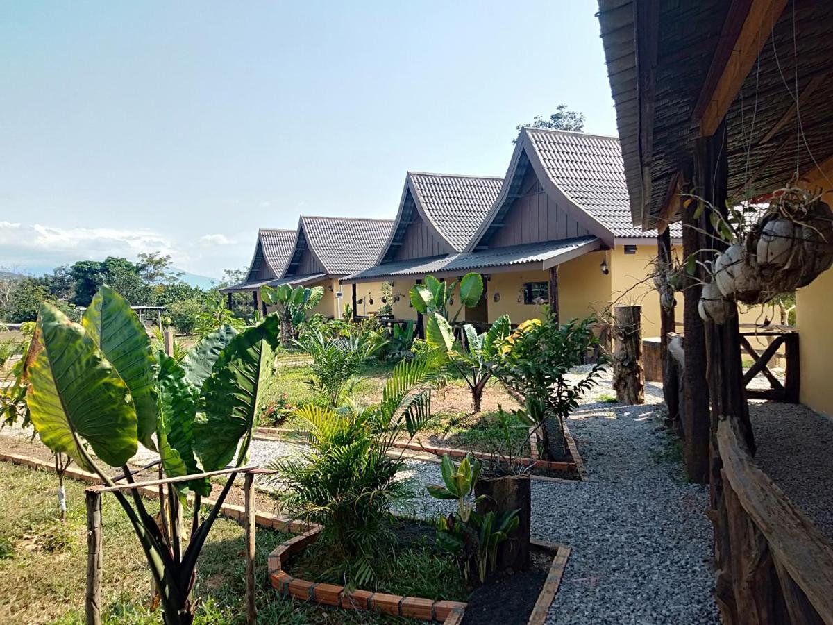 Nirvana Archipel Resort Vang Vieng Exterior foto